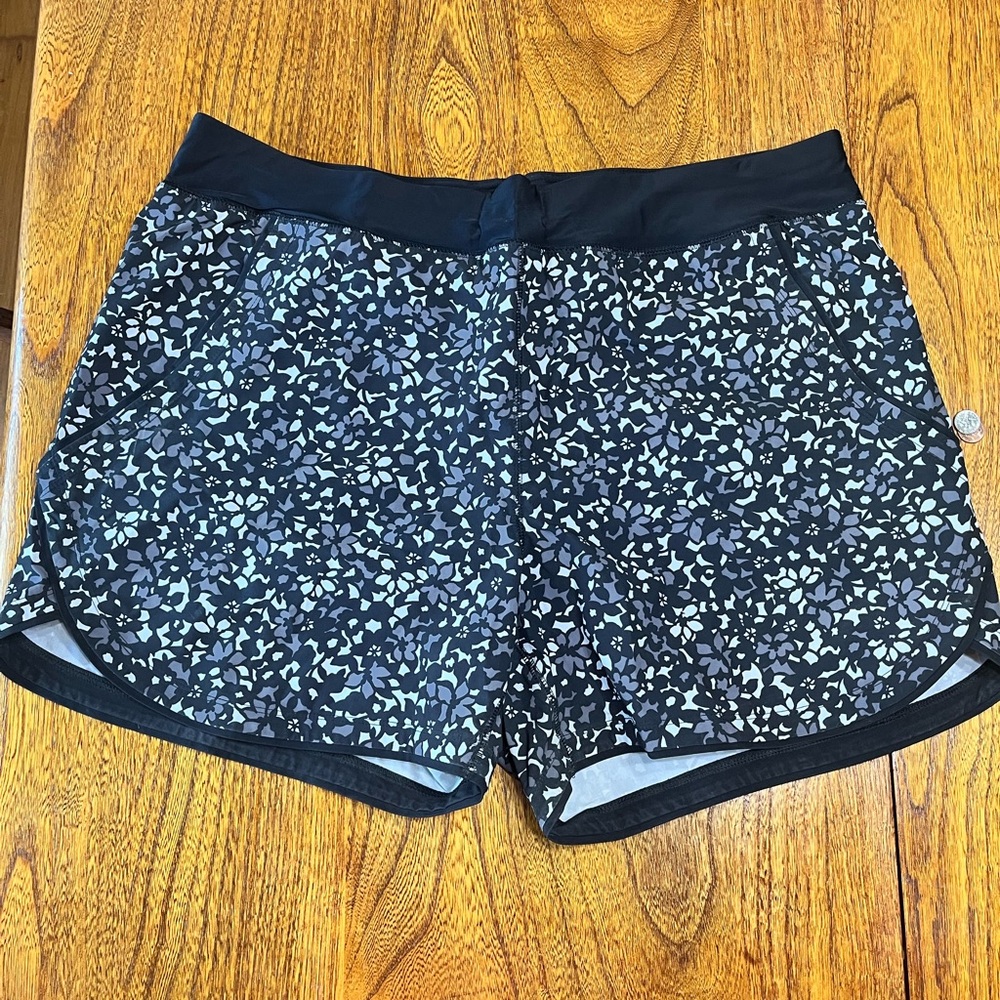 Lands End swim shorts 5 inch inseam.